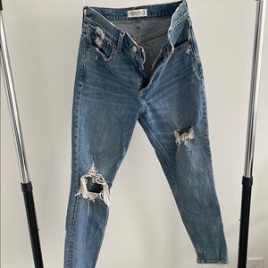 Abercrombie & Fitch high rise mom jeans